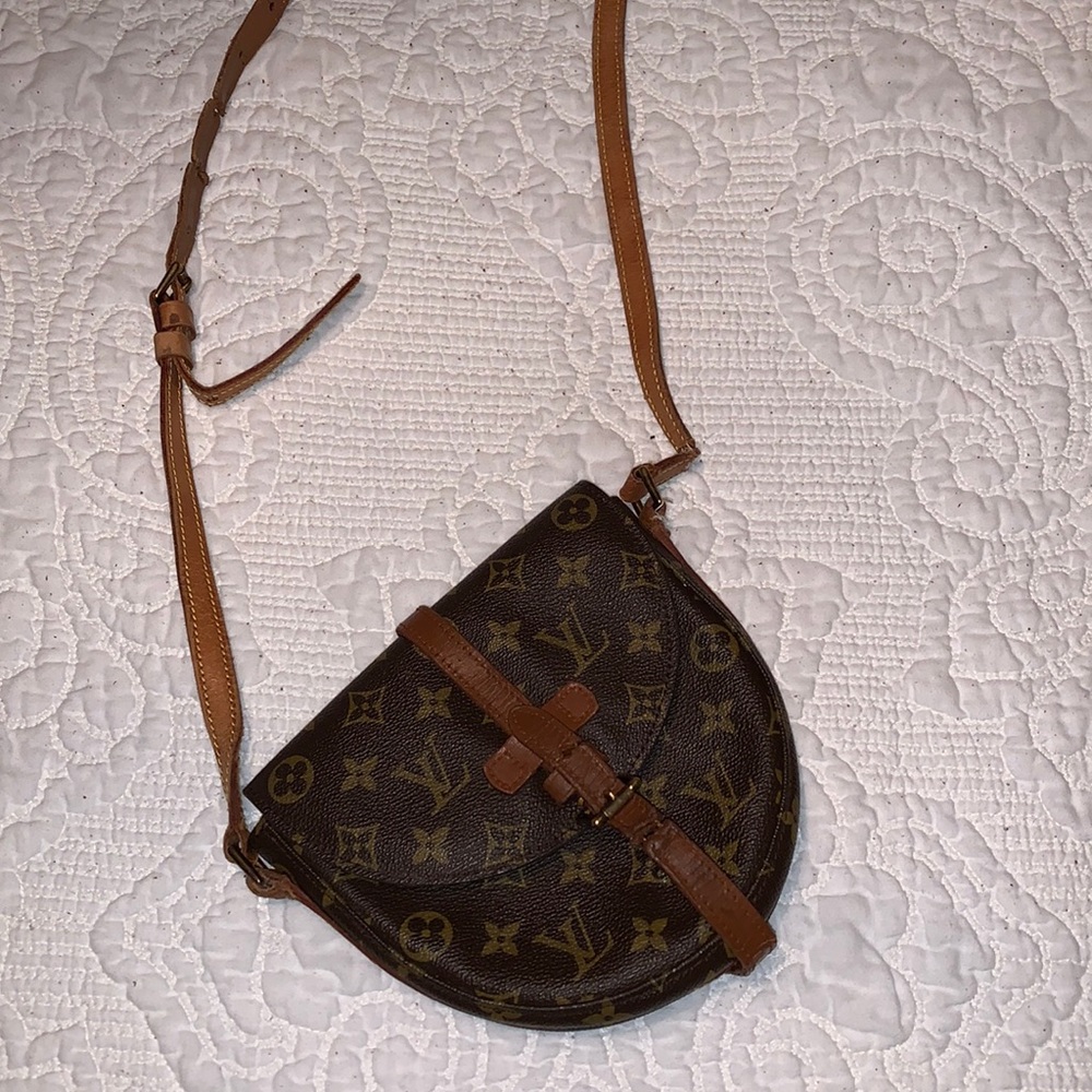 Authentic Vintage Louis Vuitton Chantilly ✨